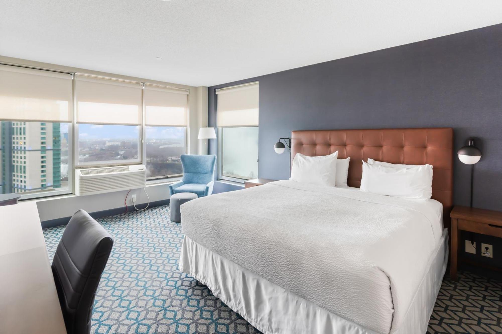 โฟร์ พอยต์ บาย เอราตัน ไนแอกรา ฟอลล์ ฟอลล์วิว Hotel ไนแอการาฟอลส์ ภายนอก รูปภาพ