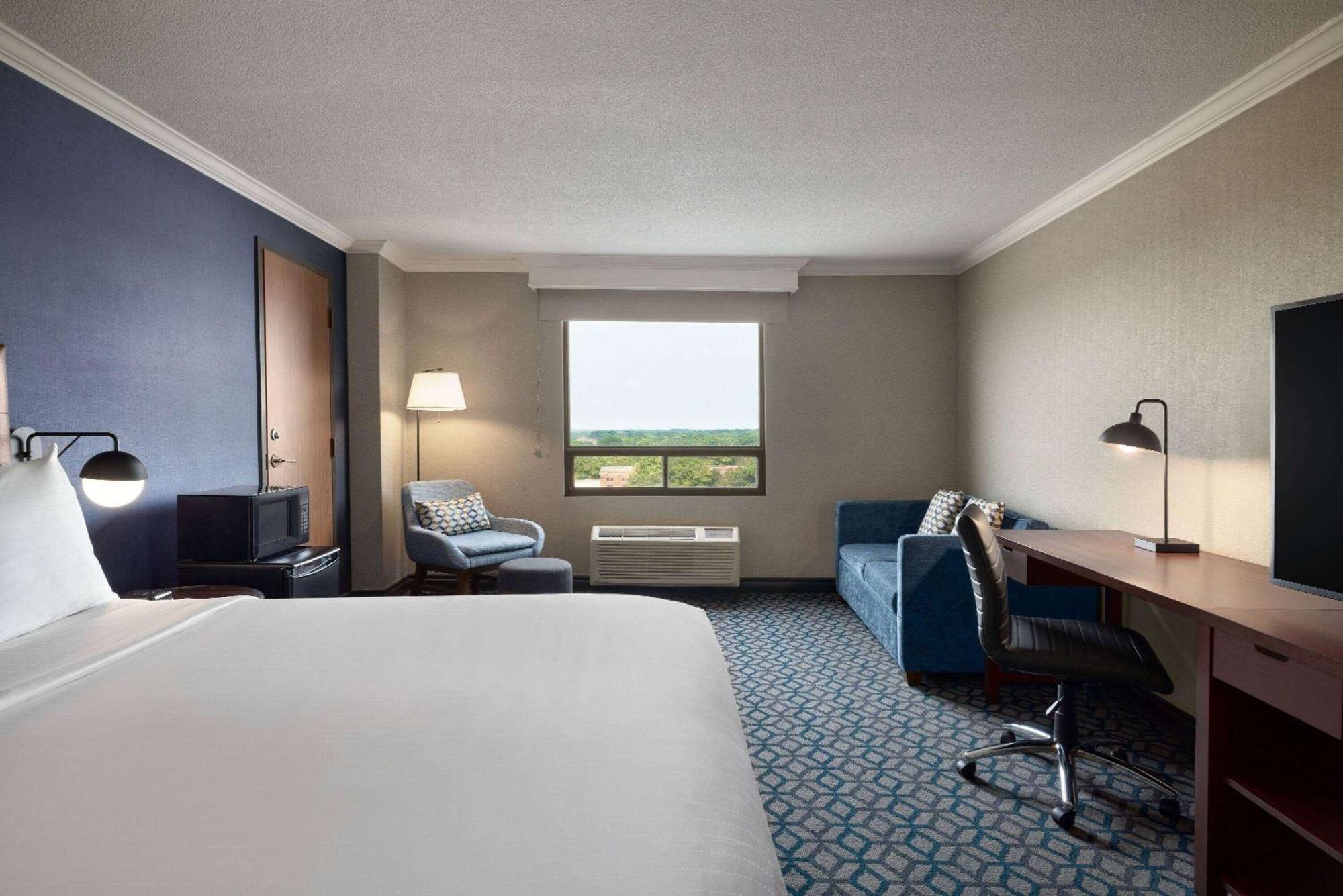 โฟร์ พอยต์ บาย เอราตัน ไนแอกรา ฟอลล์ ฟอลล์วิว Hotel ไนแอการาฟอลส์ ภายนอก รูปภาพ